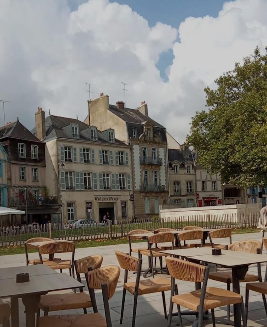 D Exception Port De 8 Pers Avec Parking Vannes